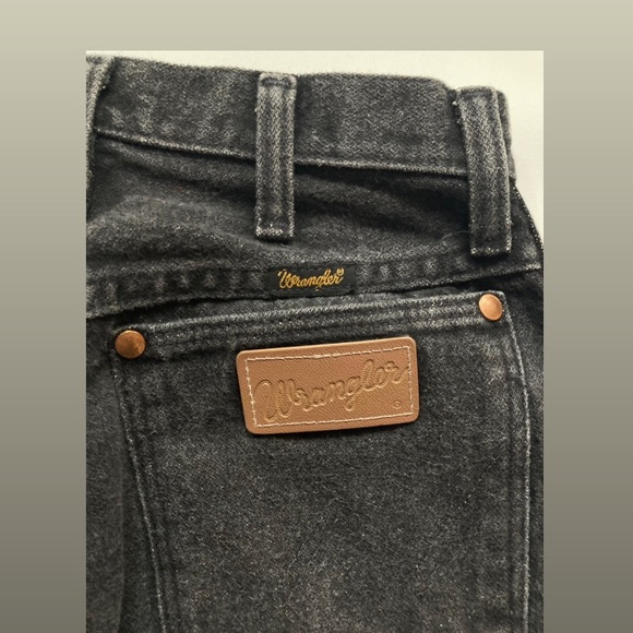 Black High-Rise Wranglers - Picture 3 of 4